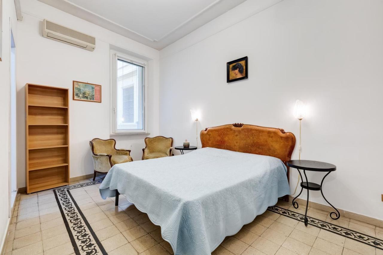 Stanze Con Bagno Privato, Wi-fi, Vicino Al Vaticano Privatunterkunft Rom