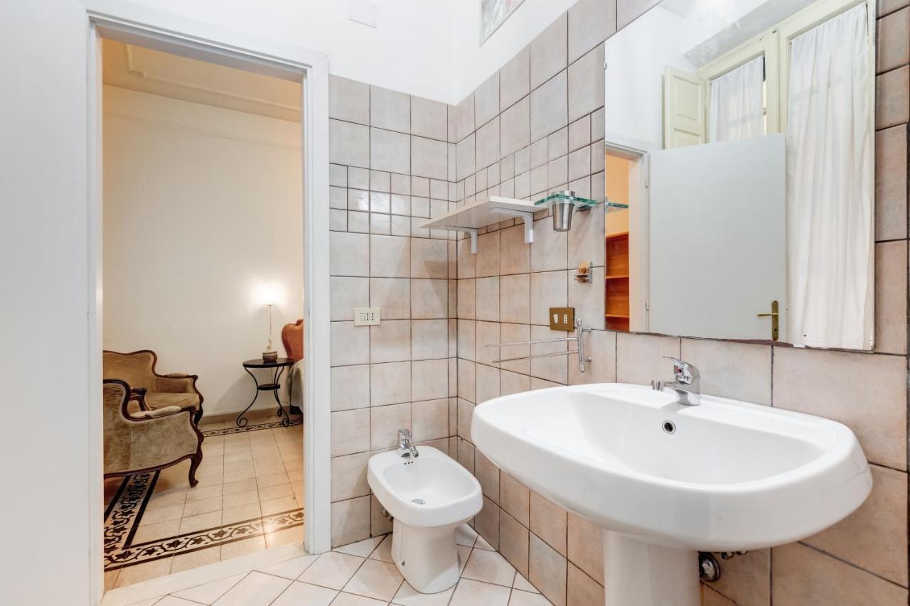 Stanze Con Bagno Privato, Wi-fi, Vicino Al Vaticano Privat bolig